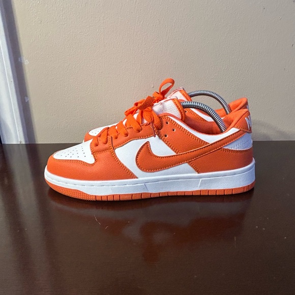 Nike Dunks - Picture 3 of 5